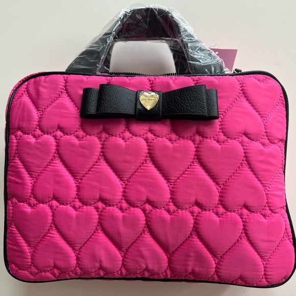 Betsey Johnson Cosmetic Case